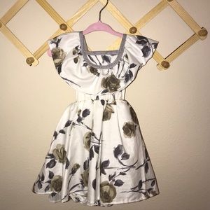 Floral pinafore handmade dress very cute size 2/3